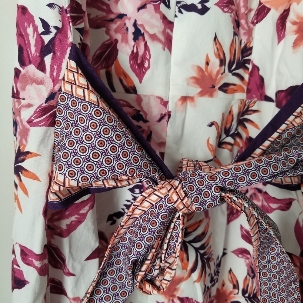 Tahari Arthur S. Levine Sleeveless Floral Tie-Waist Dress Size 4 - Picture 6 of 10